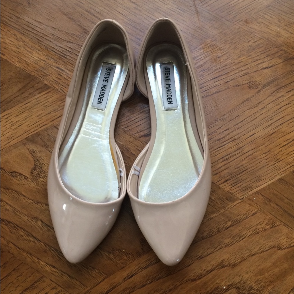 Steve Madden Flats!!
